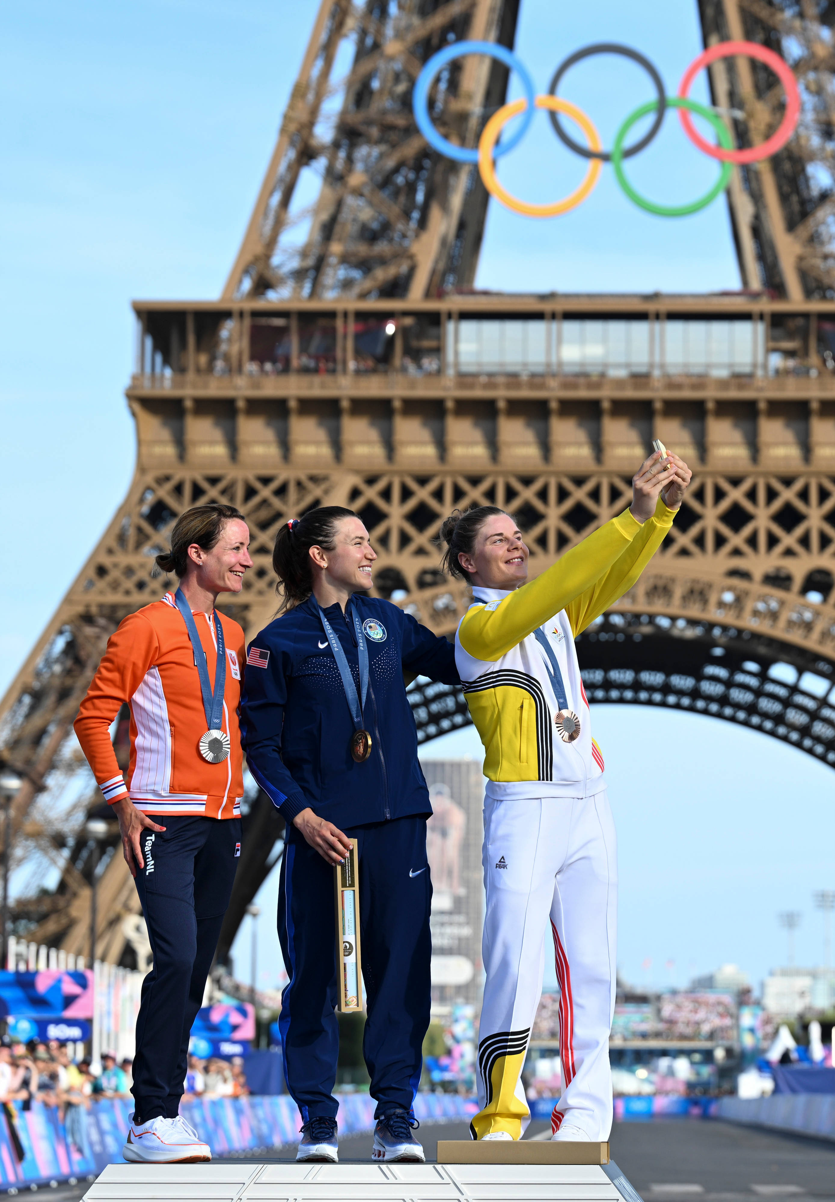 od体育活动-自行车赛场,法国选手成功卫冕