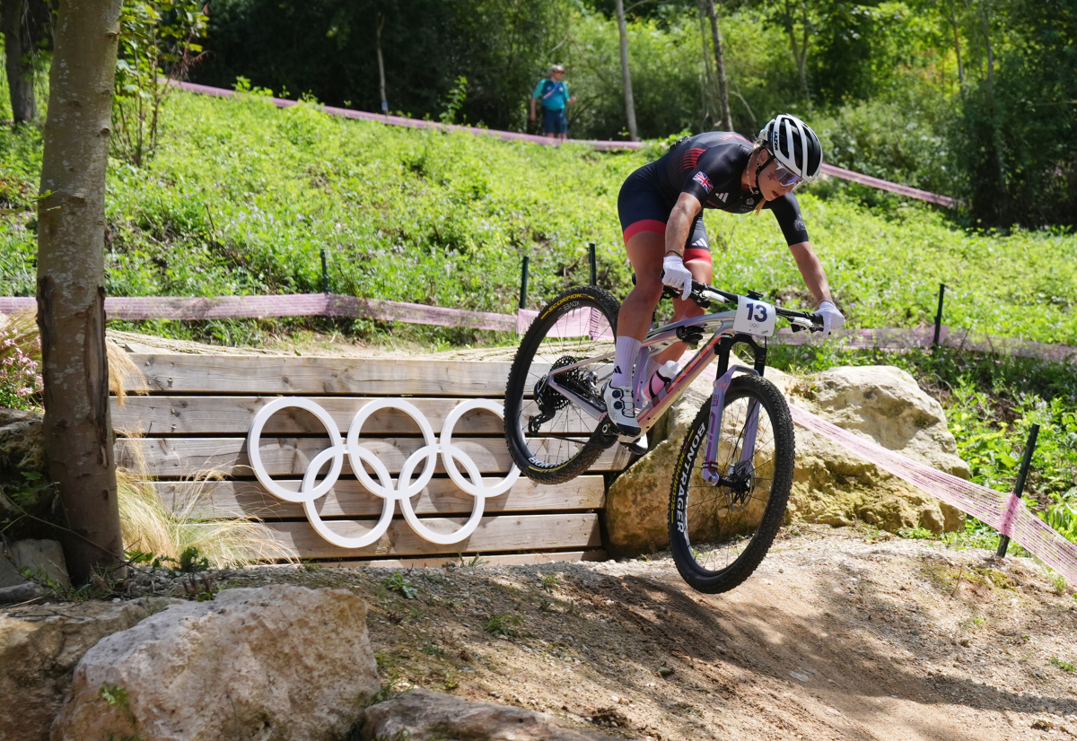 od体育活动-自行车赛场,法国选手成功卫冕