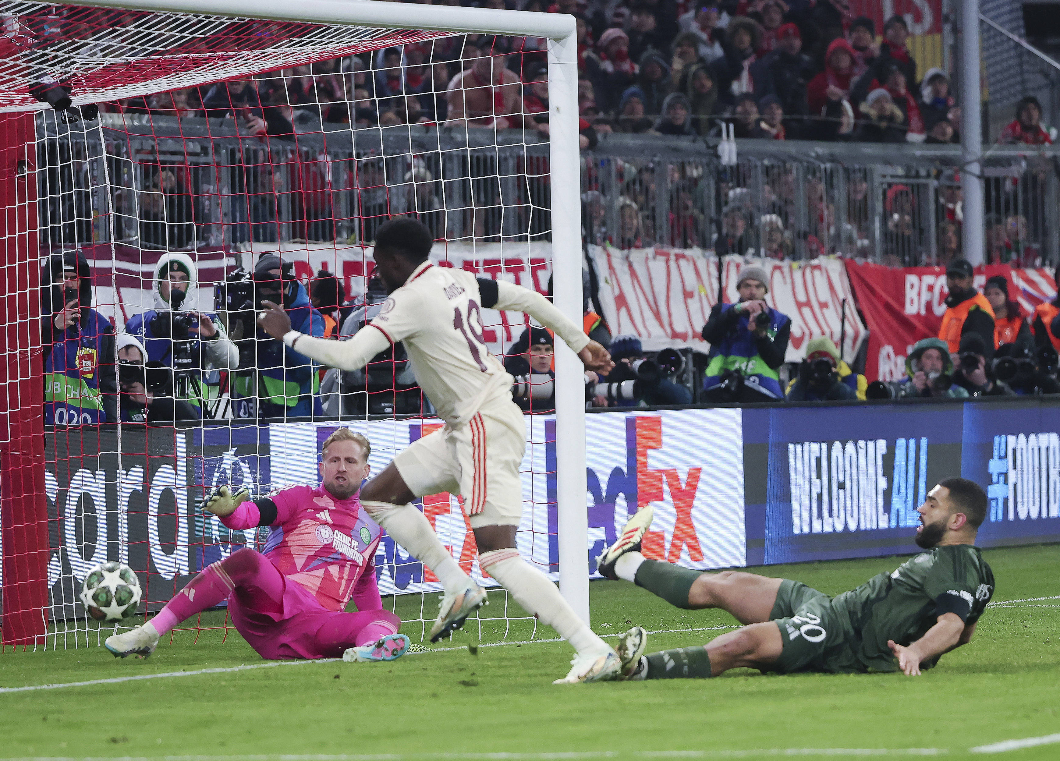 od体育平台-欧冠强队FC巴塞罗那迎战AC米兰的简单介绍